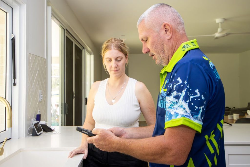 Heat Pumps vs Solar Hot Water: Efficiency Comparison